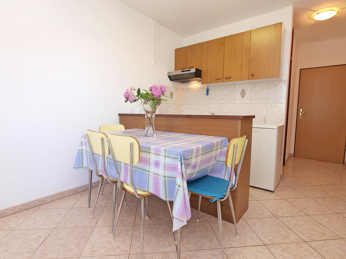 Apartments Mate 909 Fazana Exterior photo